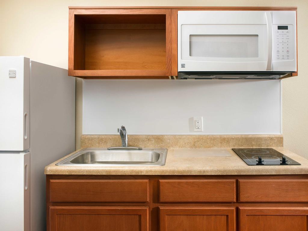 Woodspring Suites Sacramento Bagian luar foto